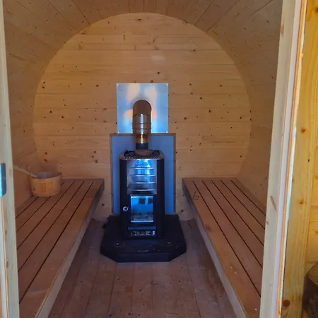 Sauna V Lese דירה Uhrovec