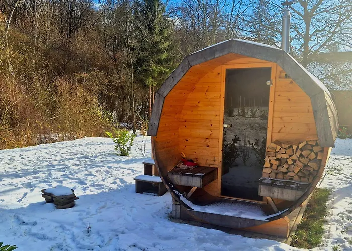 Sauna V Lese דירה Uhrovec